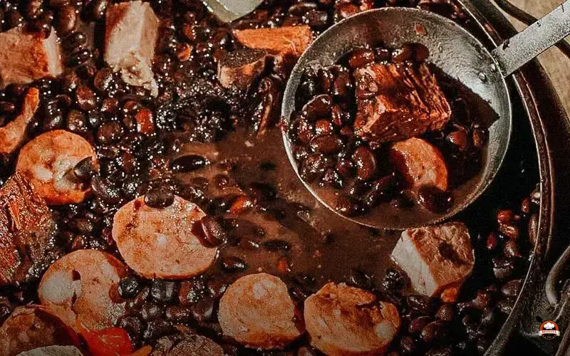 Feijoada: A Melhor Receita Tradicional Para Saborear