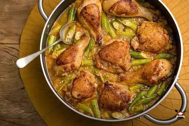 Frango com quiabo: Segredo da receita tradicional revelado