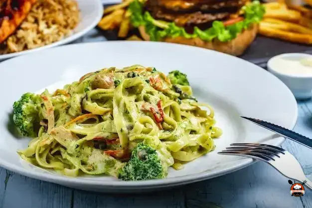 Macarrão com molho pesto: Receita fácil e deliciosa