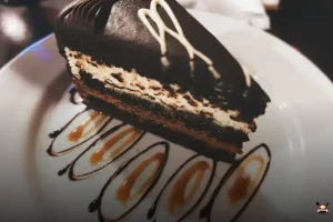 Torta de Mousse de Chocolate: Delícia Irresistível!