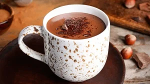 Receita de chocolate quente cremoso que você precisa experimentar