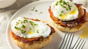 receita ovos benedict perfeita para o seu brunch especial