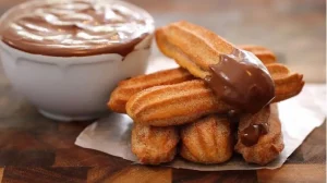 receita de churros simples que derretem na boca e são fáceis