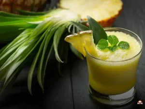 Suco natural de abacaxi: refresco irresistível para o verão