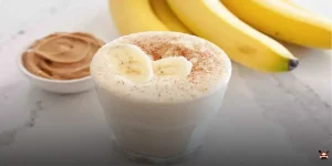 Vitamina de whey com pasta de amendoim: sabor e saúde em copo