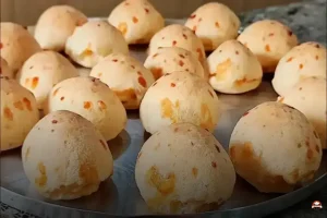 como fazer pão de queijo congelado na airfryer de forma fácil